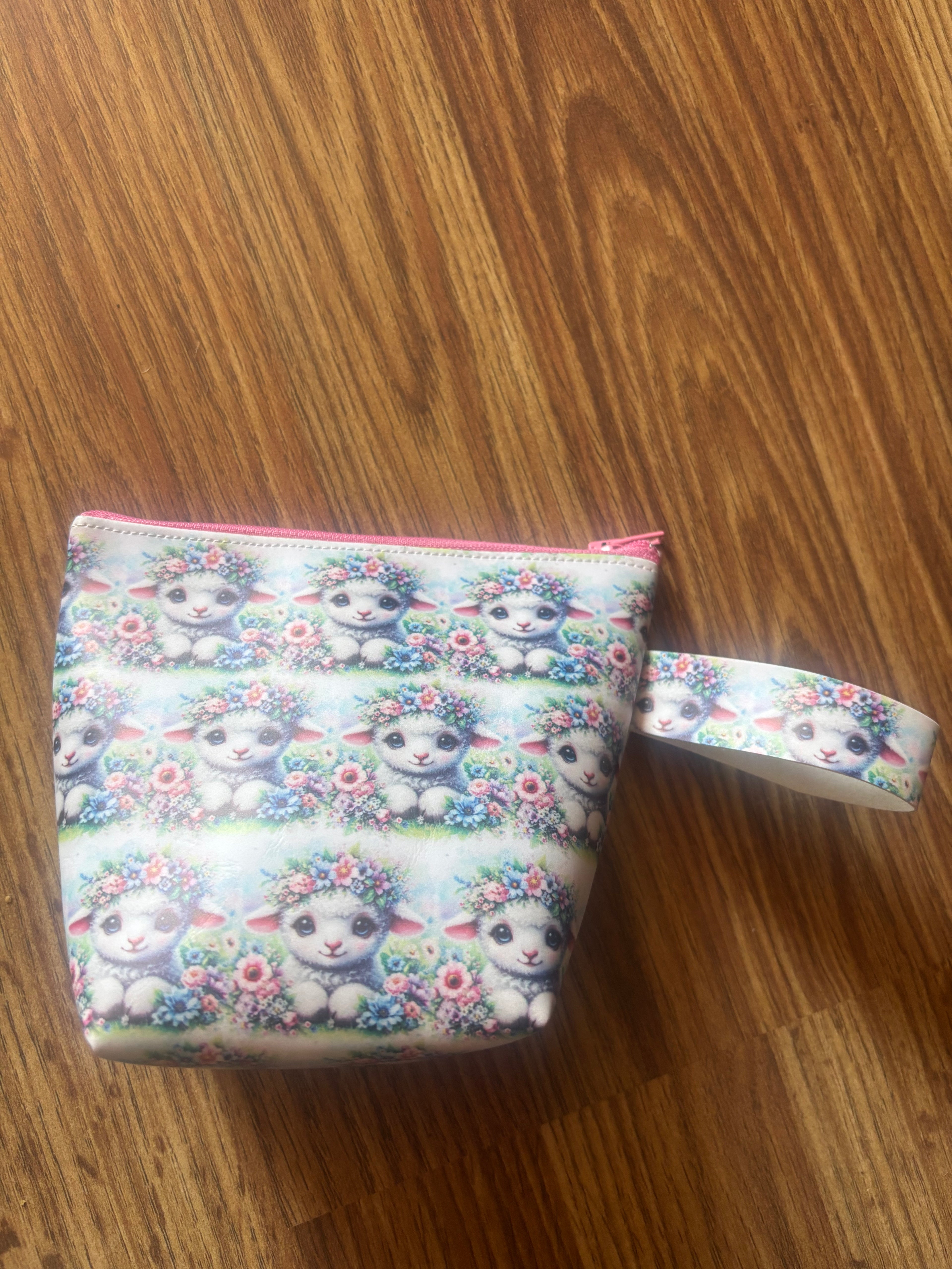 Baby sheep vinyl bag